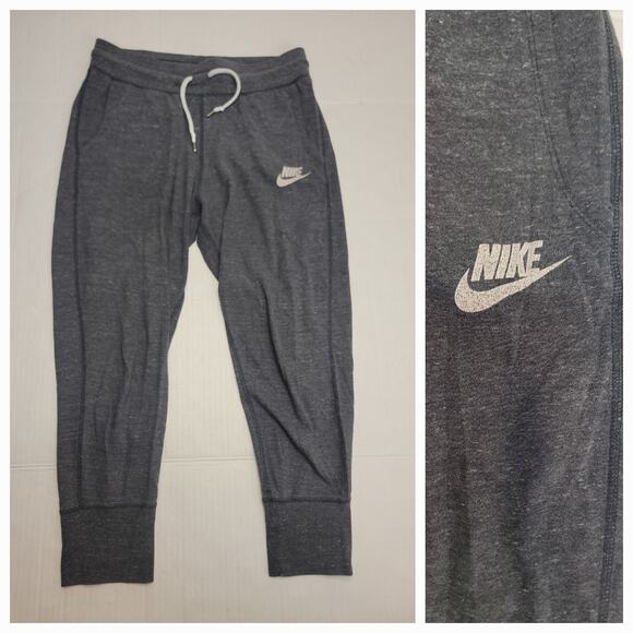 Nike Joggers Sportwear Gym Vintage Capri Sweatpants Womens Medium Gray - Picture 1 of 8